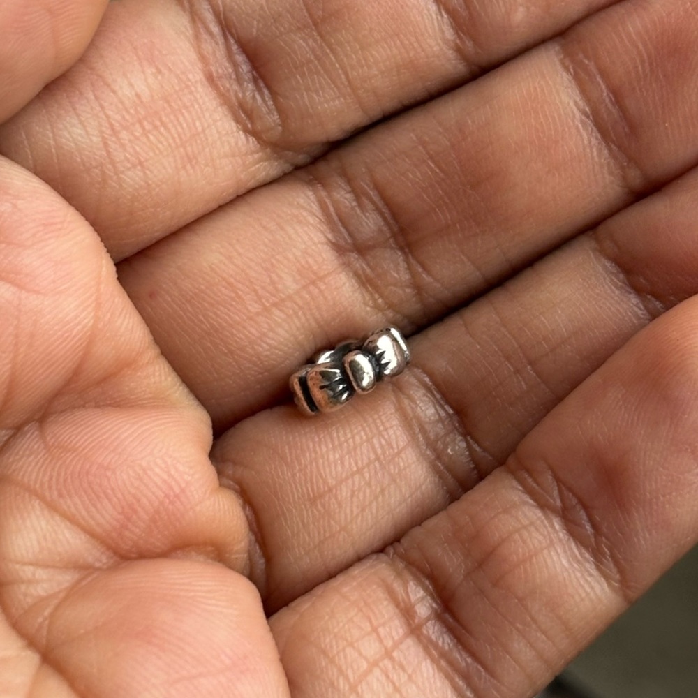 Pandora Bow spacer